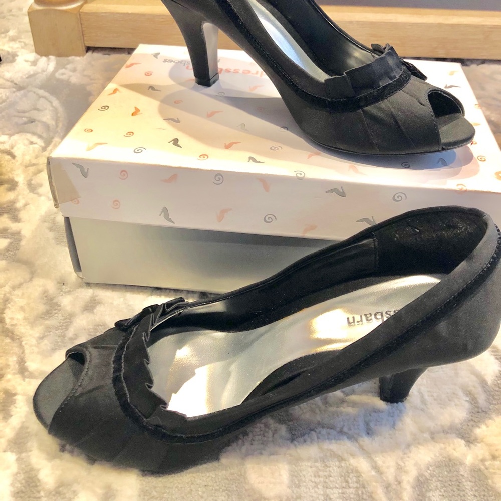 Dressy pumps. 3” heel